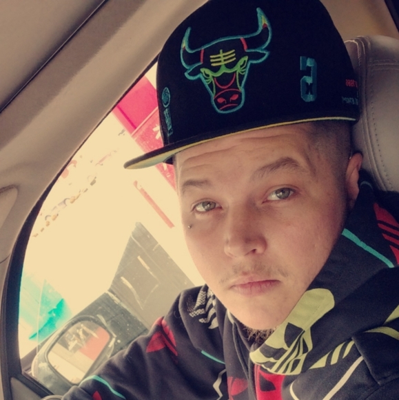 Meet your Posher, Michael - Picture 12 of 16